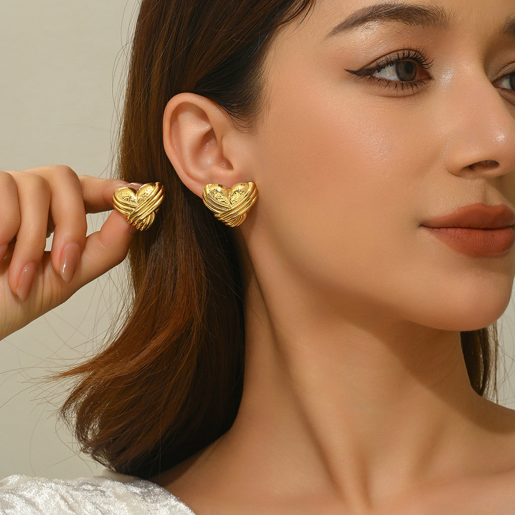 Retro Textured Heart Earrings – Waterproof Gold Stainless Steel Earrings