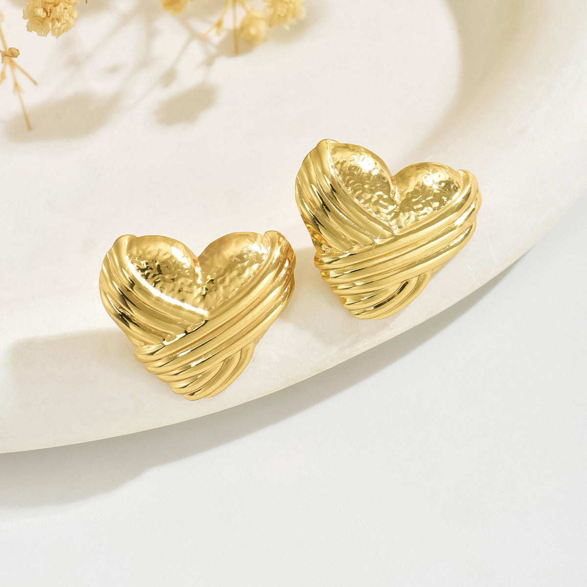 Retro Textured Heart Earrings – Waterproof Gold Stainless Steel Earrings